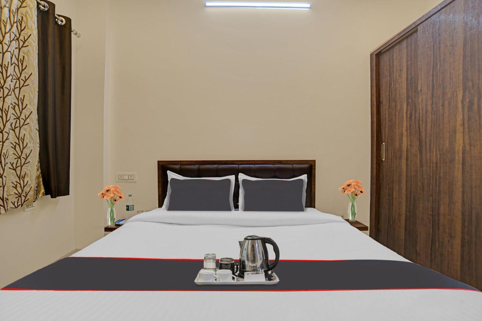 Hotel Collection O Riddhi Siddhi Indore